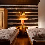 Pod Jednou Strechou Inn Libosovice