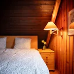 Pod Jednou Strechou Inn